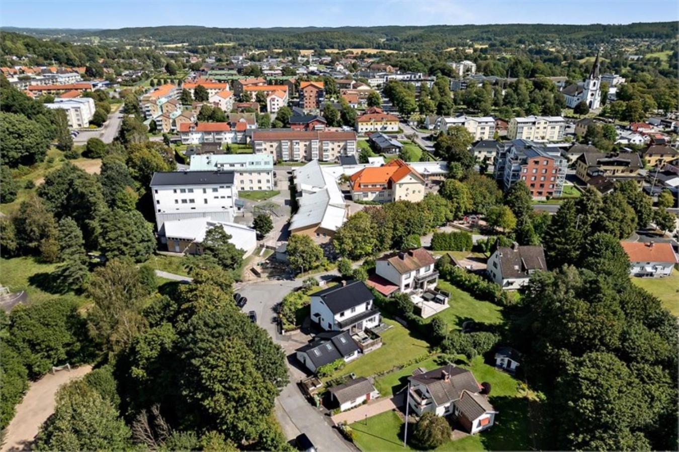 Kinna Central Town Villa Exteriér fotografie